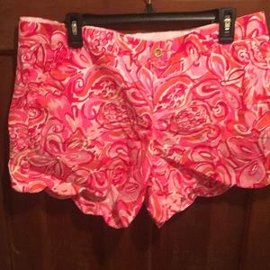 Lilly Pulitzer Pink and Orange Bermuda Shorts Vibrant Floral Design